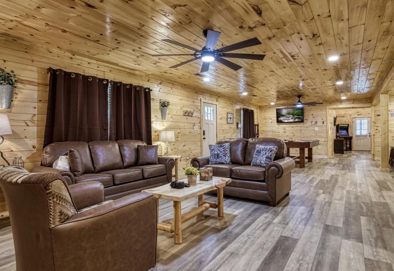 גטלינבורג Hidden Creek, Pool Table, Hot Tub, 1089 Free Tickets Each Paid Day, Dollywood And More מראה חיצוני תמונה