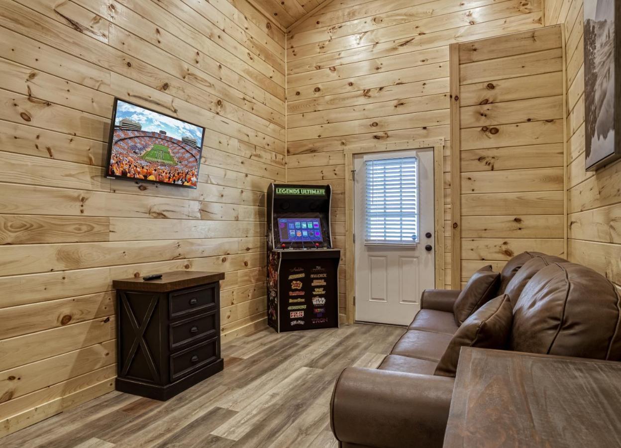 גטלינבורג Hidden Creek, Pool Table, Hot Tub, 1089 Free Tickets Each Paid Day, Dollywood And More מראה חיצוני תמונה